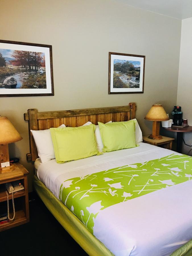 Boulder Creek Inn Donnelly Eksteriør bilde